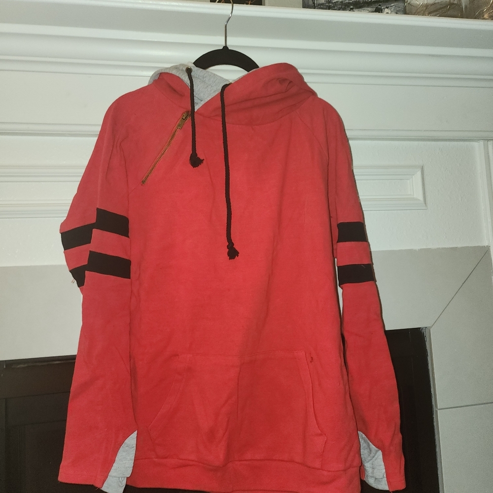 XL Ampersand Ave hoodie